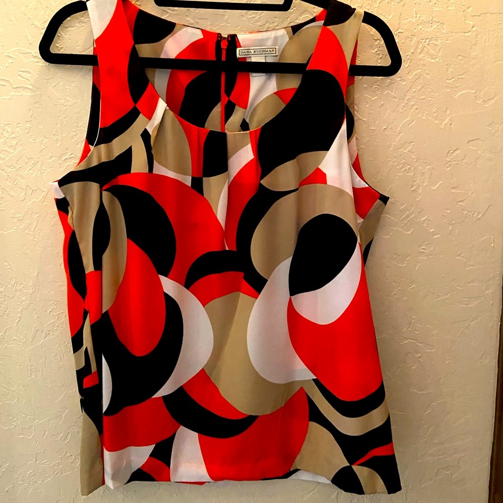 Dana Buchman Modern Print blouse